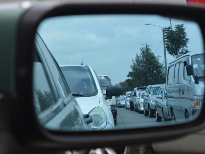 Przebudowa ulicy Kosynierów Gdyńskich: wprowadzenie ruchu dwukierunkowego i zmiany w organizacji ruchu