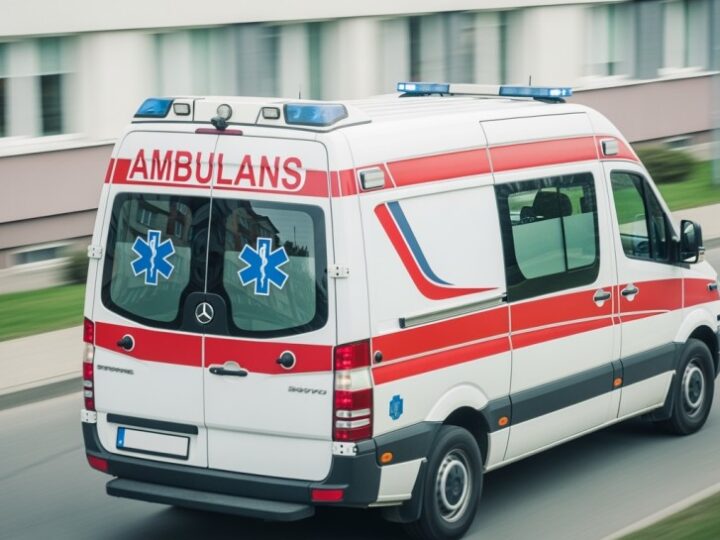 Pechowy debiut młodego żużlowca Stali Gorzów: transport do szpitala po upadku