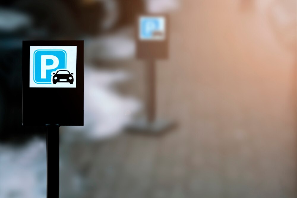 Płatne parkingi przy szpitalach w Gorzowie: Koniec z zajmowaniem miejsc przez mieszkańców bloków