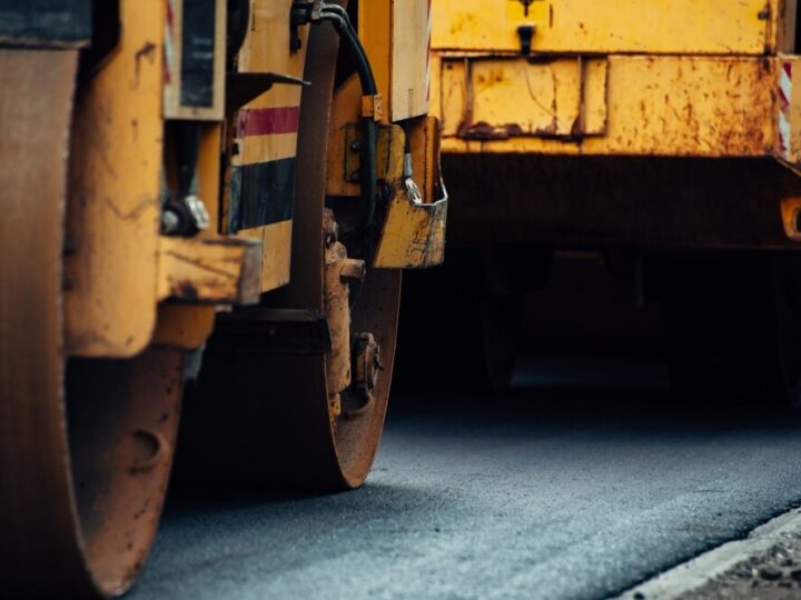Nowe parkingi na Bohaterów Westerplatte – budowa już ruszyła!