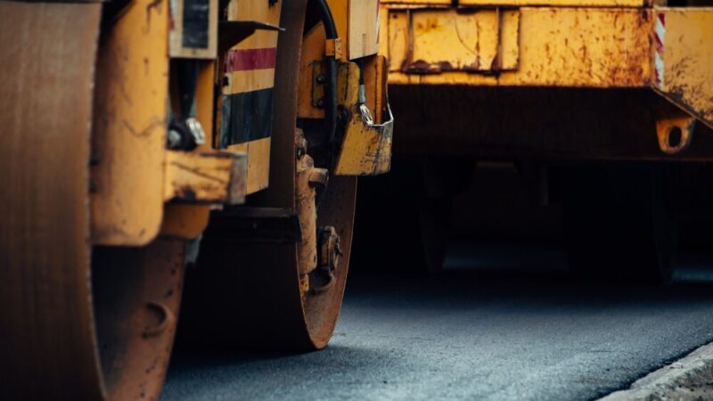 Nowe parkingi na Bohaterów Westerplatte – budowa już ruszyła!
