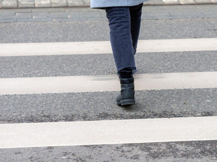 Policja na straży bezpieczeństwa dzieci w drodze do szkoły