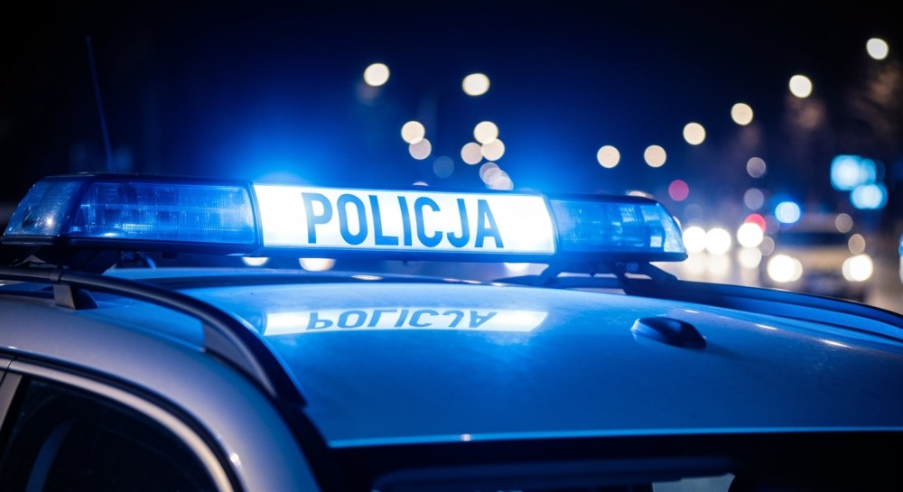 Radiowóz na czerwonym świetle! Policjant ukarany za niebezpieczne wykroczenie