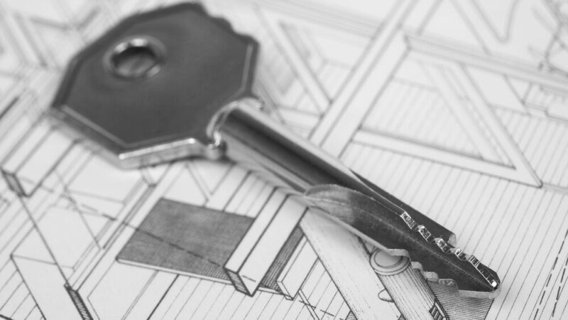 Miasto Gorzów reaguje na oskarżenia Dombud Zachód o opóźnienia w budowie mieszkań przy ul. Dekerta