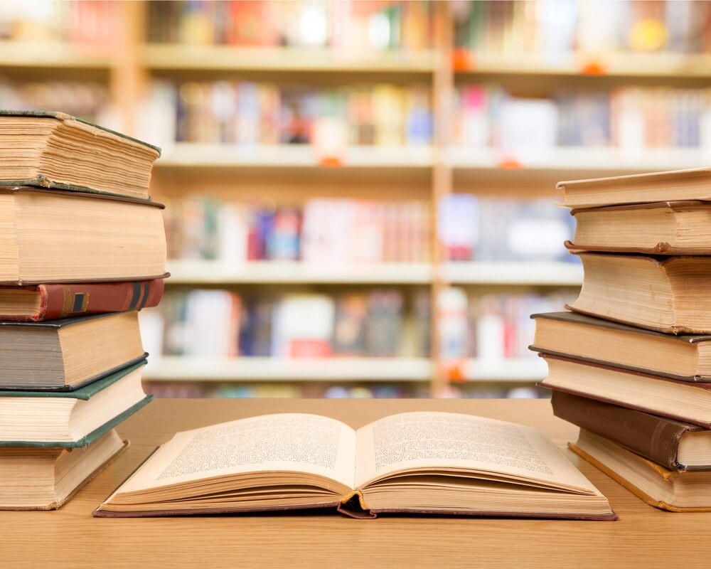 Literackie Podsumowanie Roku: Emocje i Dyskusje w Klubach Książki