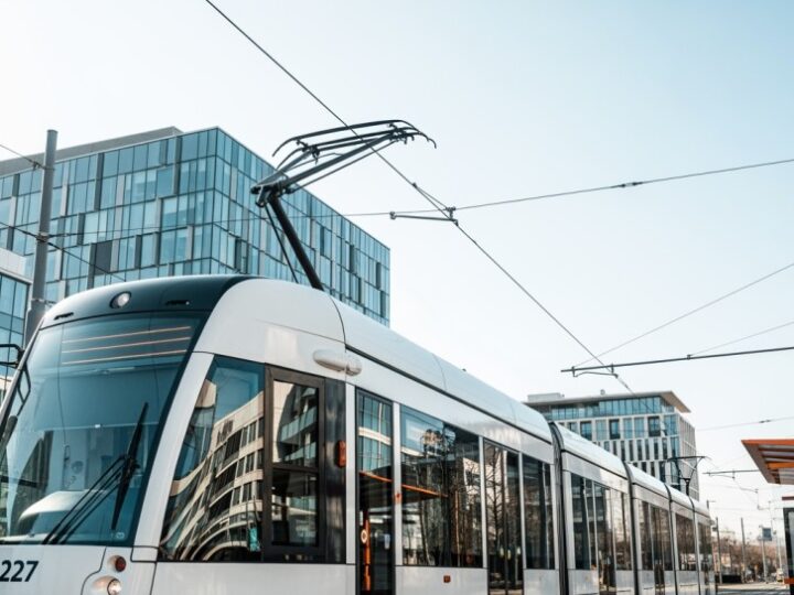 Bezpieczna podróż w świątecznym klimacie – Kolędowy Tramwaj w Gorzowie!