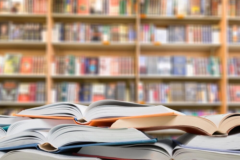 Nowoczesne gabloty w bibliotece: dostęp dla każdego!