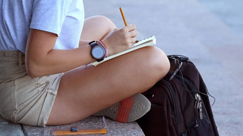 Terminy wakacji w kostrzyńskich przedszkolach na 2026 rok ujawnione!