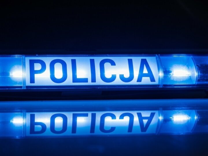 Zielonogórscy policjanci zatrzymali mężczyznę za zniszczenie defibrylatora AED