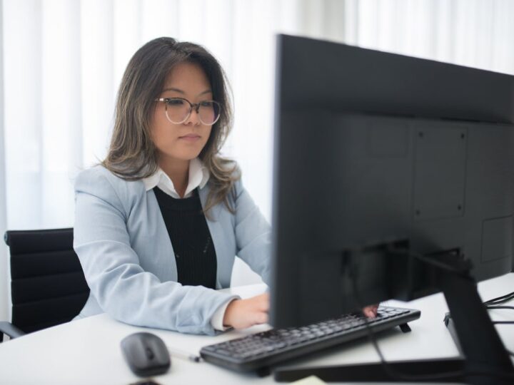 Przekwalifikowanie po 30. i 40. roku życia – jak to zrobić?