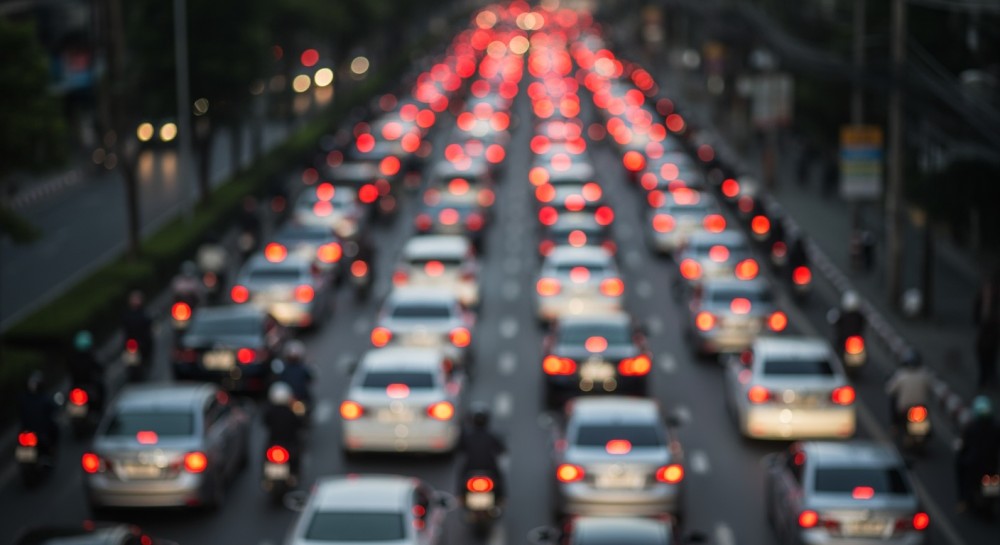 Trudne warunki drogowe – najnowsze informacje dla mieszkańców