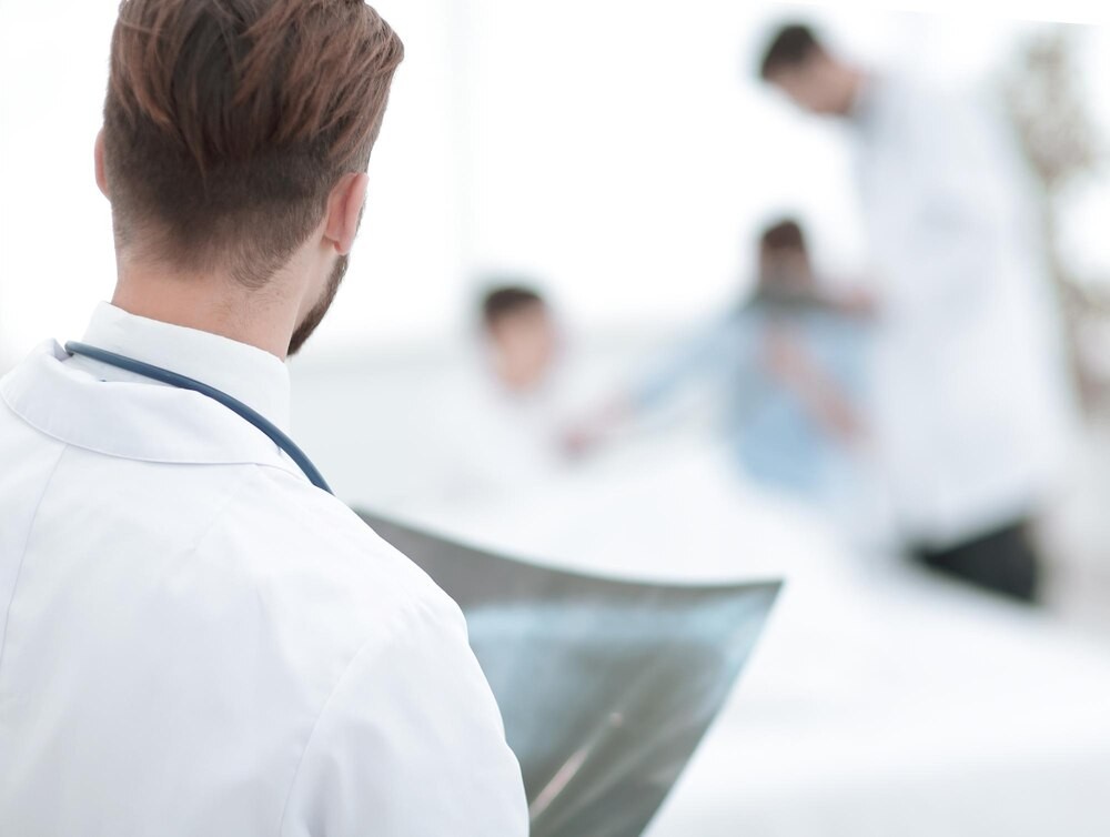 Bezpieczne ferie: Policjanci uczą dzieci zasad zimowego wypoczynku