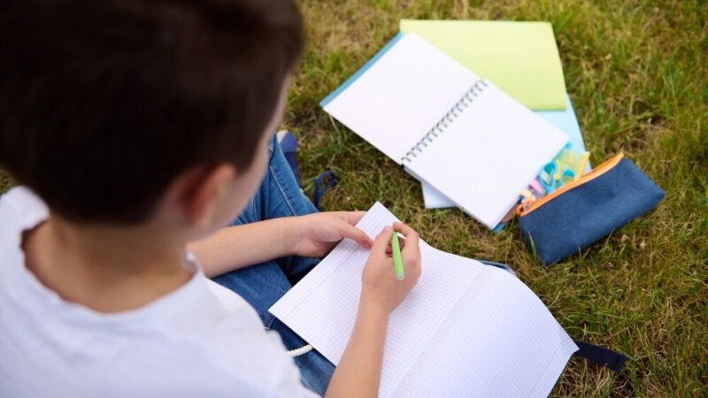 Zimowe warsztaty w bibliotece: kreatywność i zabawa dla najmłodszych