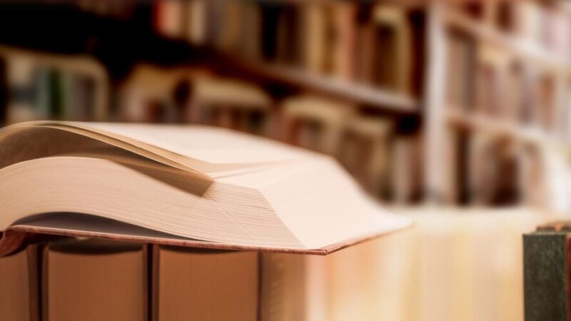 Wyjątkowy konkurs plastyczny: Stwórz swoją niezwykłą bibliotekę!