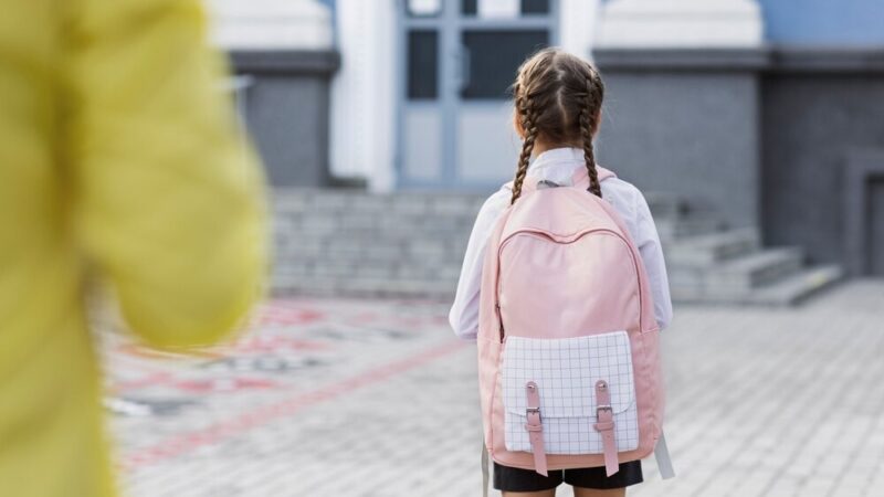 Inwestycja w przyszłość: Nowe laboratoria AI i STEM w szkołach!