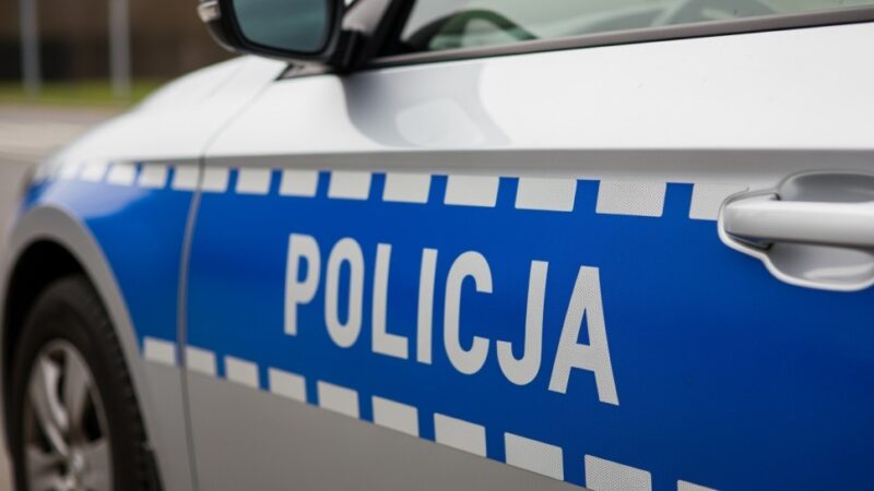 Seniorka straciła 143 tysiące złotych na oszustwie inwestycyjnym – uważaj na fałszywych maklerów!