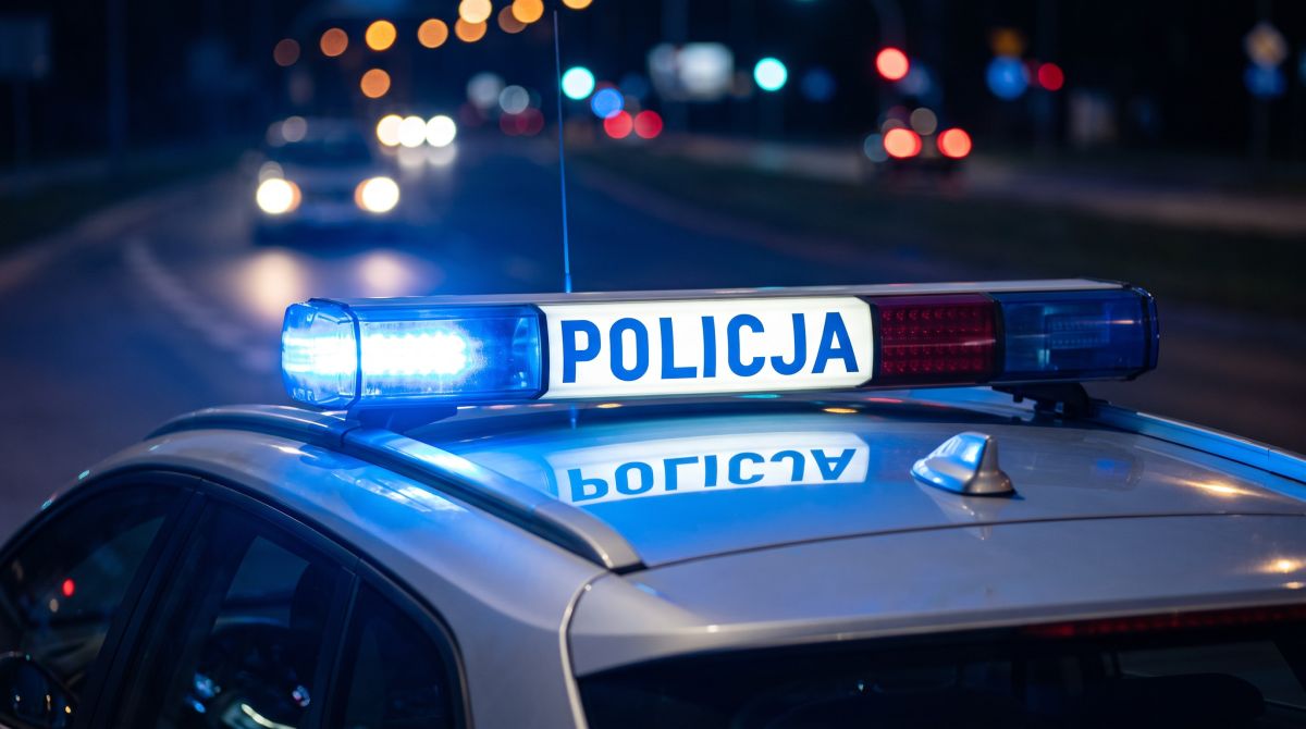 Jesień na drogach: Policja ostrzega przed niebezpieczeństwami