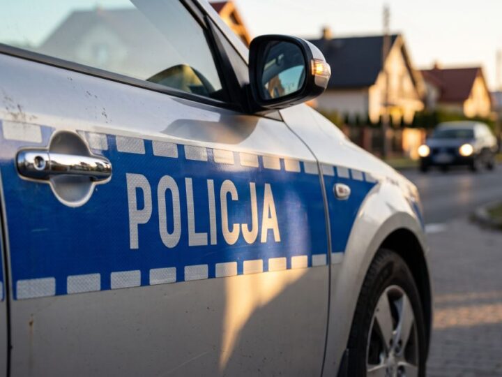 Seniorzy w niebezpieczeństwie: Policja ostrzega przed oszustami